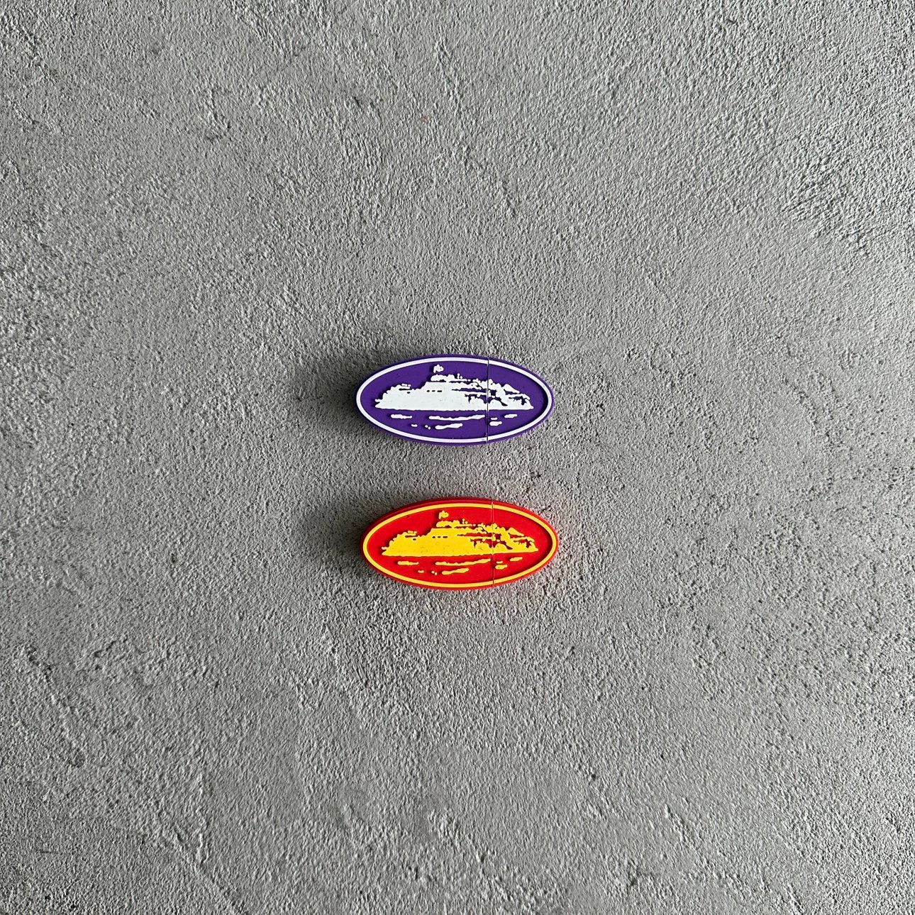 Corteiz 32GB USB Flash - PASTFRWRD