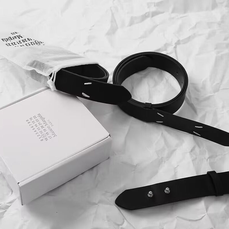 MAISON MARGIELA FOUR STITCHES BELT - PASTFRWRD