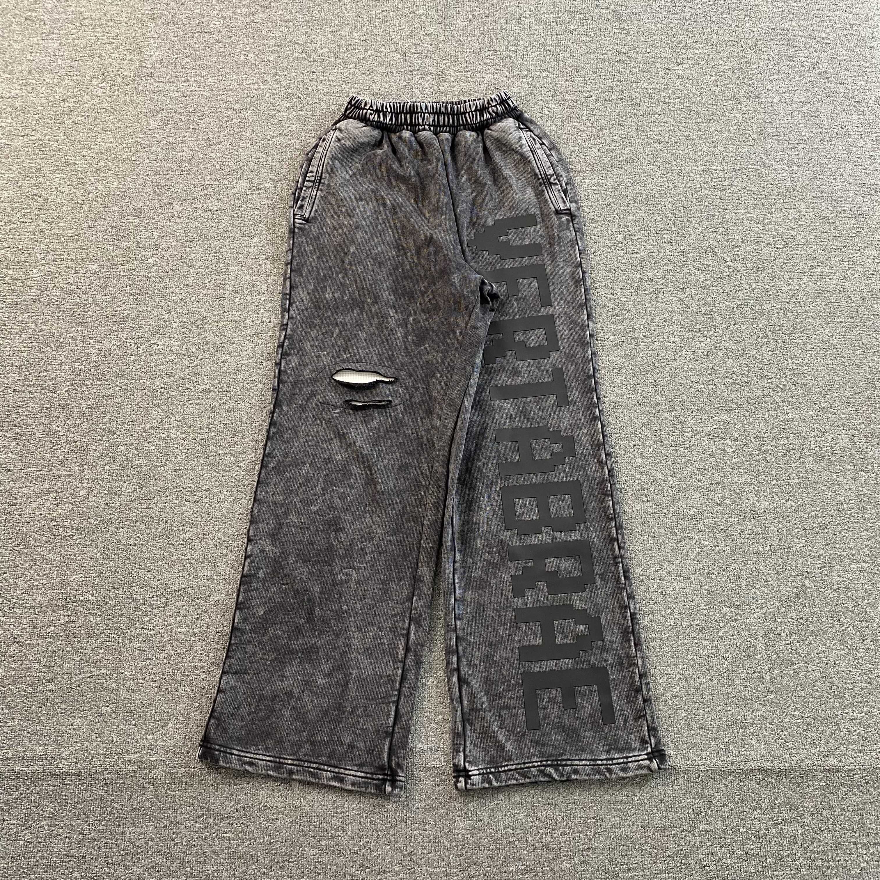 VERTABRAE C20 ASH GRAY SWEATPANTS - PASTFRWRD