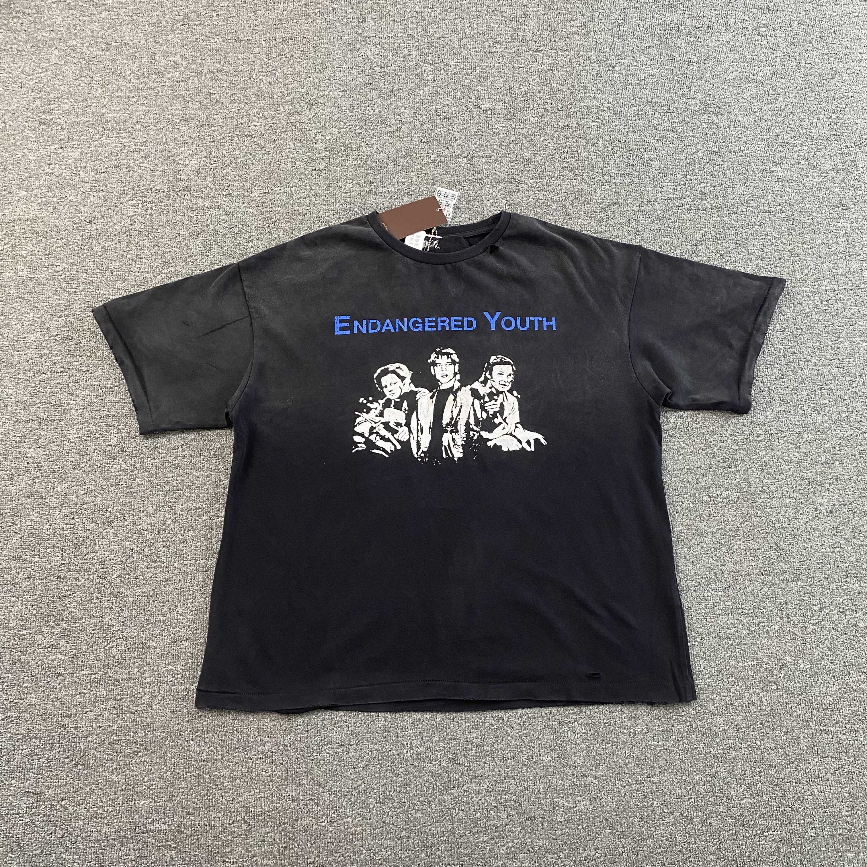 PALY HOLLYWOOD ENDANGERED YOUTH T SHIRT - PASTFRWRD