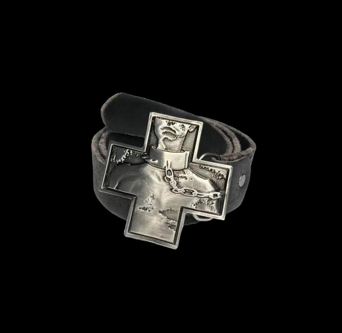 ANDROLOMUSIA
CHAINED BELT - PASTFRWRD