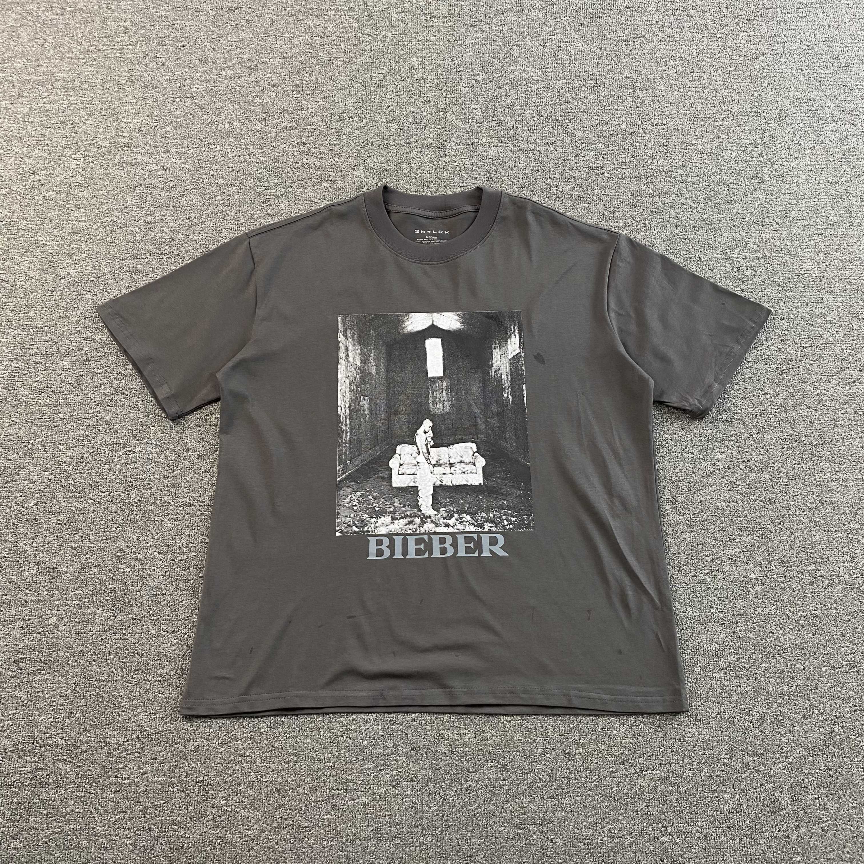SKYLRK JUSTIN BEIBER COACHELLA 2026 GRAPHIC T SHIRT - PASTFRWRD